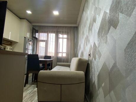 2 otaqlı köhnə tikili - Memar Əcəmi m. - 60 m²