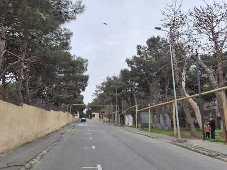 3 otaqlı köhnə tikili - Elmlər Akademiyası m. - 90 m²