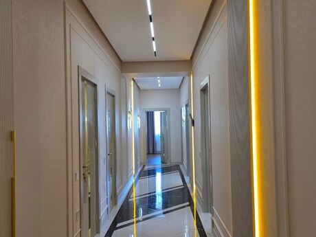 3 otaqlı yeni tikili - İnşaatçılar m. - 120 m²