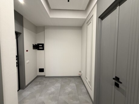 3-комн. новостройка - м. Азадлыг проспекти - 100 м²