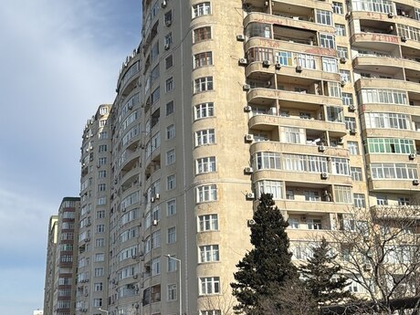 Elan №5871537 - Bakı, İnşaatçılar m., 2 otaqlı, 47 m², 9/17 mərtəbə