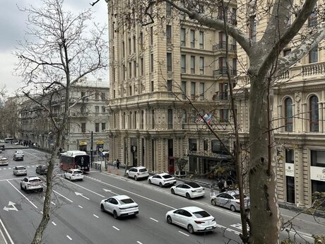 Объявление №6025080 - Баку, м. Сахил, 3-комн., 100 м²