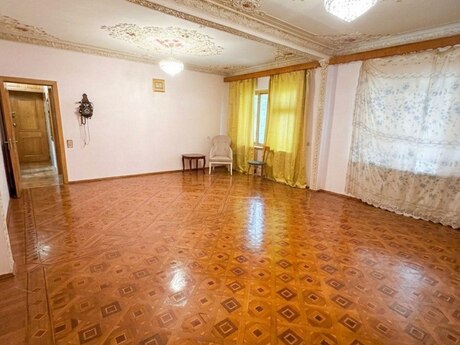 5 otaqlı köhnə tikili - Xalqlar Dostluğu m. - 110 m²