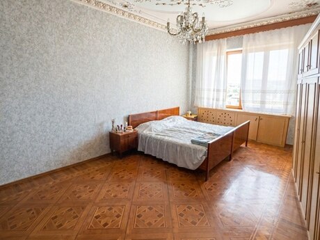 5 otaqlı köhnə tikili - Xalqlar Dostluğu m. - 110 m²