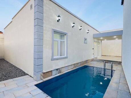 4 otaqlı həyət evi/bağ evi - Şüvəlan q. - 140 m²