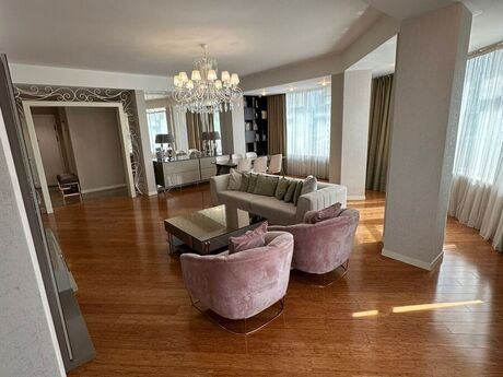 3 otaqlı yeni tikili - Elmlər Akademiyası m. - 150 m²
