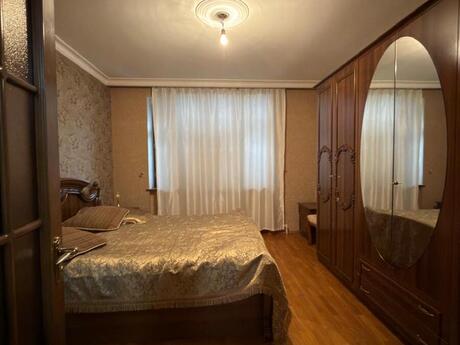 5 otaqlı köhnə tikili - Memar Əcəmi m. - 140 m²