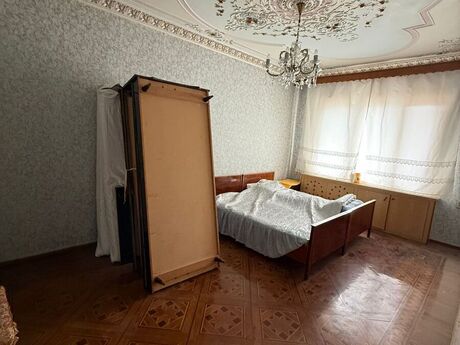 5 otaqlı köhnə tikili - Xalqlar Dostluğu m. - 125 m²