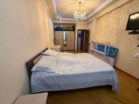 4 otaqlı yeni tikili - 28 May m. - 148 m²