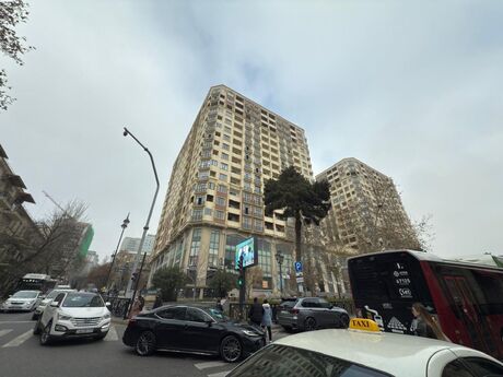 Объявление №6025290 - Баку, м. 28 мая, 3-комн., 100 м², 16/17 этаж