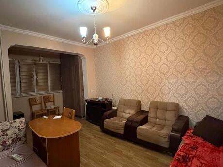 Elan №6025339 - Bakı, Gənclik m., 2 otaqlı, 50 m², 3/4 mərtəbə