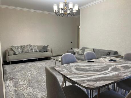 4 otaqlı yeni tikili - Yasamal r. - 178 m²