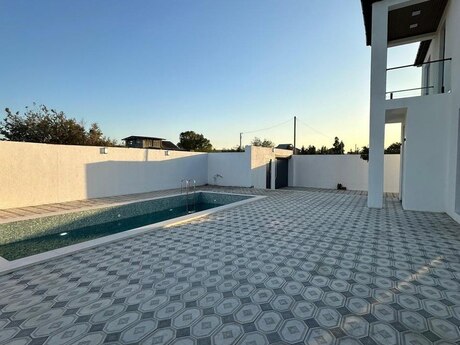5 otaqlı həyət evi/bağ evi - Fatmayı q. - 210 m²