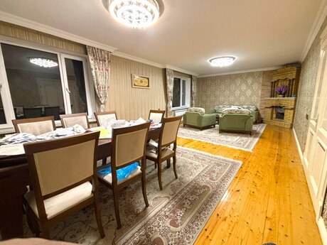7 otaqlı həyət evi/bağ evi - Bakıxanov q. - 310 m²