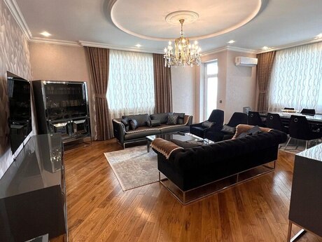 4 otaqlı yeni tikili - Nizami m. - 200 m²