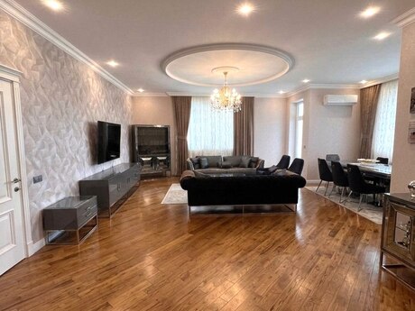 4 otaqlı yeni tikili - Nizami m. - 200 m²