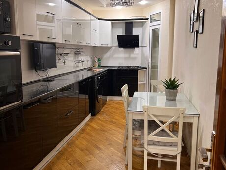 3 otaqlı yeni tikili - Nəriman Nərimanov m. - 130 m²