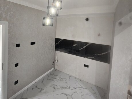 2 otaqlı köhnə tikili - Yeni Günəşli q. - 60 m²