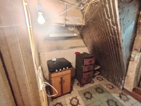 1 otaqlı köhnə tikili - Nizami m. - 35 m²