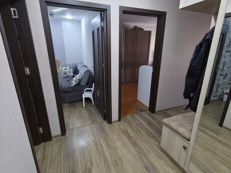 3 otaqlı köhnə tikili - Neftçilər m. - 70 m²