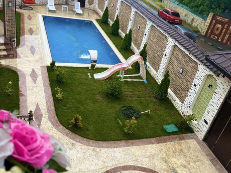 7 otaqlı həyət evi/bağ evi - Qəbələ - 300 m²