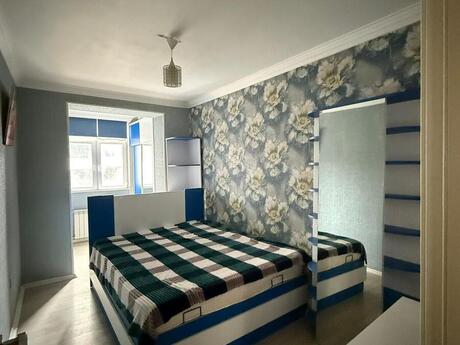 3 otaqlı köhnə tikili - 28 May m. - 65 m²