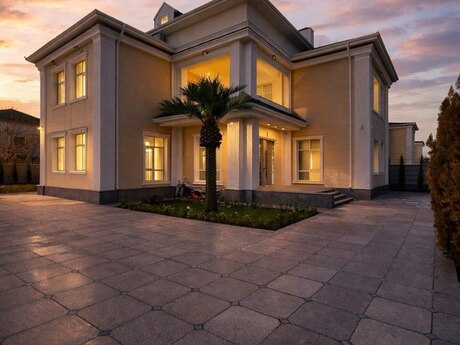 5 otaqlı həyət evi/bağ evi - Mərdəkan q. - 400 m²