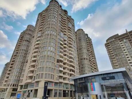 4 otaqlı yeni tikili - Şah İsmayıl Xətai m. - 192 m²