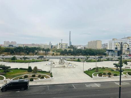 Объявление №6026175 - Баку, м. Гянджлик, 3-комн., 75 м², 3/4 этаж