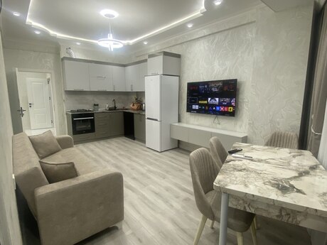 Elan №6026178 - Bakı, Ağ şəhər q., 2 otaqlı, 66 m², 10/20 mərtəbə