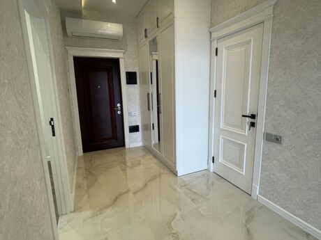 3 otaqlı yeni tikili - 8-ci mikrorayon q. - 98 m²