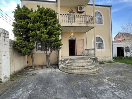 5 otaqlı həyət evi/bağ evi - Hövsan q. - 170 m²