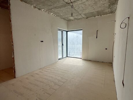 4 otaqlı yeni tikili - 28 May m. - 200 m²