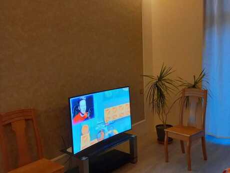 2-комн. новостройка - м. 8 ноября - 68 м²