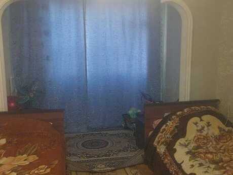 3 otaqlı köhnə tikili - Xalqlar Dostluğu m. - 85 m²