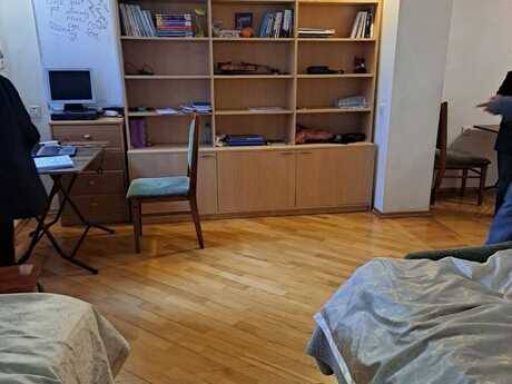 3 otaqlı köhnə tikili - Elmlər Akademiyası m. - 75 m²