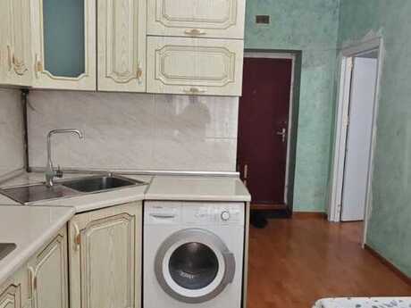1 otaqlı köhnə tikili - Nəriman Nərimanov m. - 40 m²