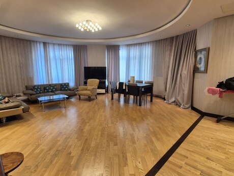 4 otaqlı mənzil, 225 m², 28 May: 600 000 ₼ 5