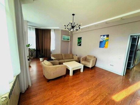 3 otaqlı yeni tikili - Gənclik m. - 145 m²