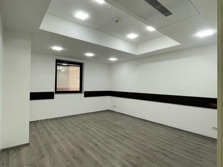 Elan №6026676 - Bakı, Şah İsmayıl Xətai m., 3 otaqlı, 110 m²