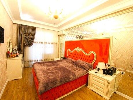 3 otaqlı yeni tikili - Şah İsmayıl Xətai m. - 125 m²