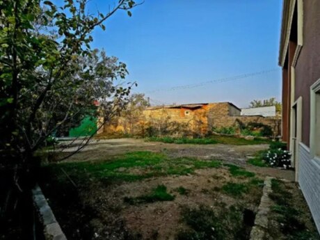 5 otaqlı həyət evi/bağ evi - Binə q. - 176 m²