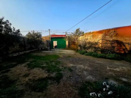 5 otaqlı həyət evi/bağ evi - Binə q. - 176 m²