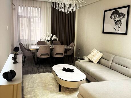 2 otaqlı yeni tikili - 8 Noyabr m. - 105 m²