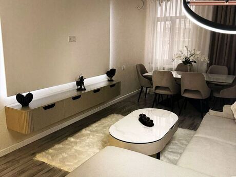 2 otaqlı yeni tikili - 8 Noyabr m. - 105 m²