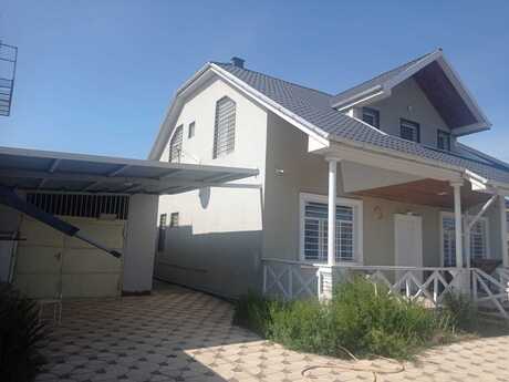 8 otaqlı həyət evi/bağ evi - Sea Breeze q. - 105 m²