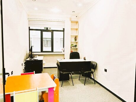 4-комн. офис - Насиминский р. - 110 м²