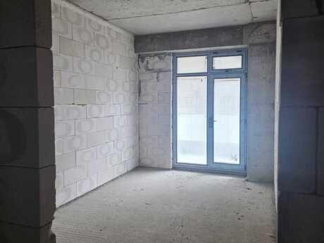4 otaqlı yeni tikili - 8 Noyabr m. - 180 m²