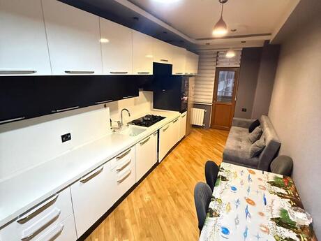 3 otaqlı yeni tikili - Nəsimi r. - 147 m²