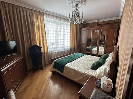 3 otaqlı yeni tikili - Nərimanov r. - 130 m²